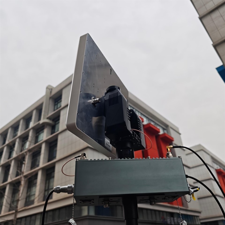 Otomatik Takipli İHA Anten Sistemi - HRZN-ATA01 (6)